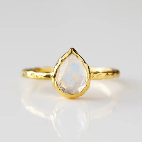 Rainbow Moonstone Ring // Gold Moonstone Ring // Pear Moonstone Ring // Moonstone Stacking Ring // 14K Gold Filled Moonstone Ring