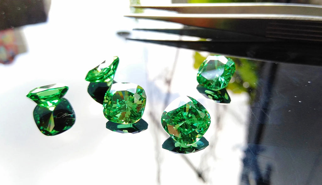 Cubic Zirconia AAA Quality Cubic Zirconia Cushion Shape Emerald Green Color CZ Loose Stones 6mm to 10mm Zirconia
