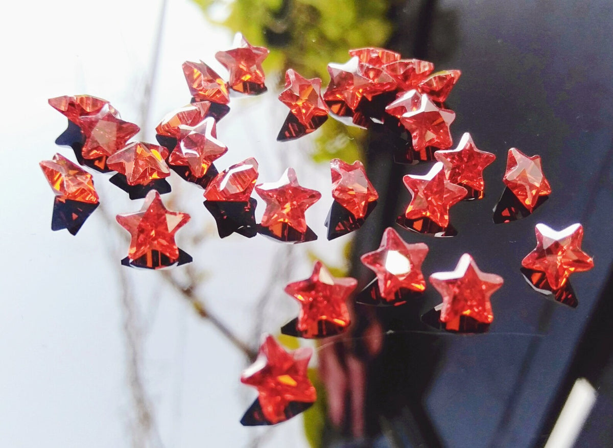 Cubic Zirconia AAA Quality Cubic Zirconia Star shape Garnet red Color CZ Loose Stones (4mm-7mm) Cubic Zirconia