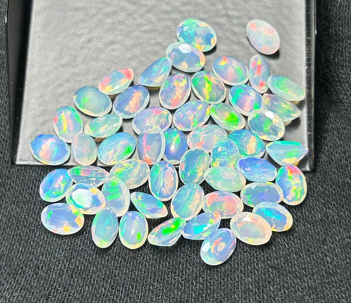 Opal AAA+++ Faceted Loose Gemstone Lot,oval White opal Natural Ethiopian Opal Faceted Oval Shape,Size 6x4mmto20x15mm October Birthstone,