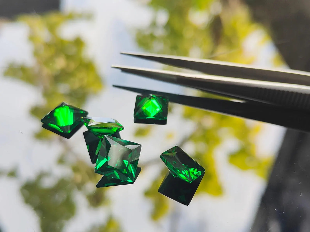 Cubic Zirconia AAA Quality Cubic Zirconia Square shape emerald green Color CZ Loose Stones (2mm - 8mm) Cubic Zirconia