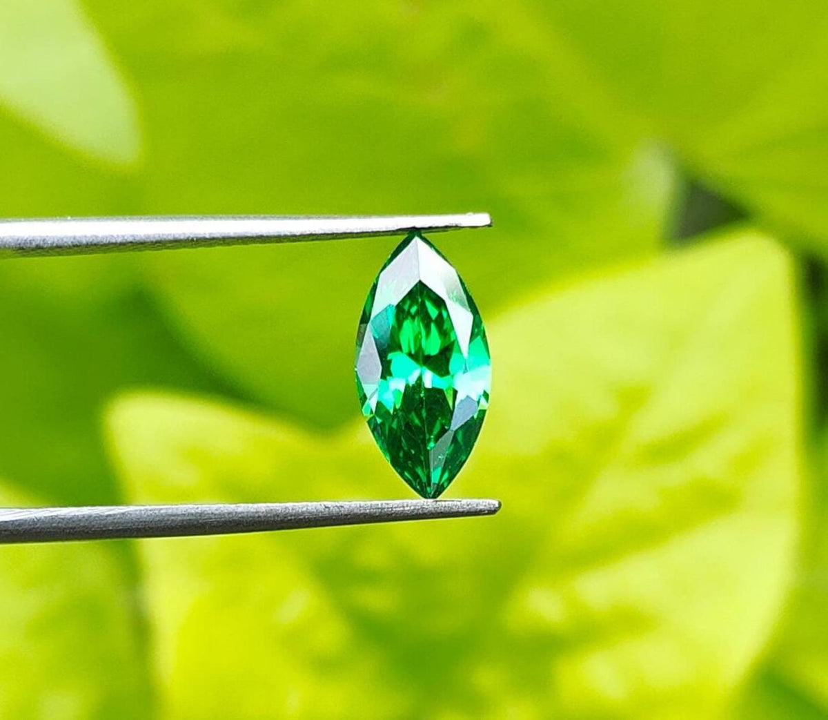 Cubic Zirconia AAA Quality Cubic Zirconia Marquise Shape emerald green Color CZ Loose Stones (1x2mm to 7x14mm)Cubic Zirconia