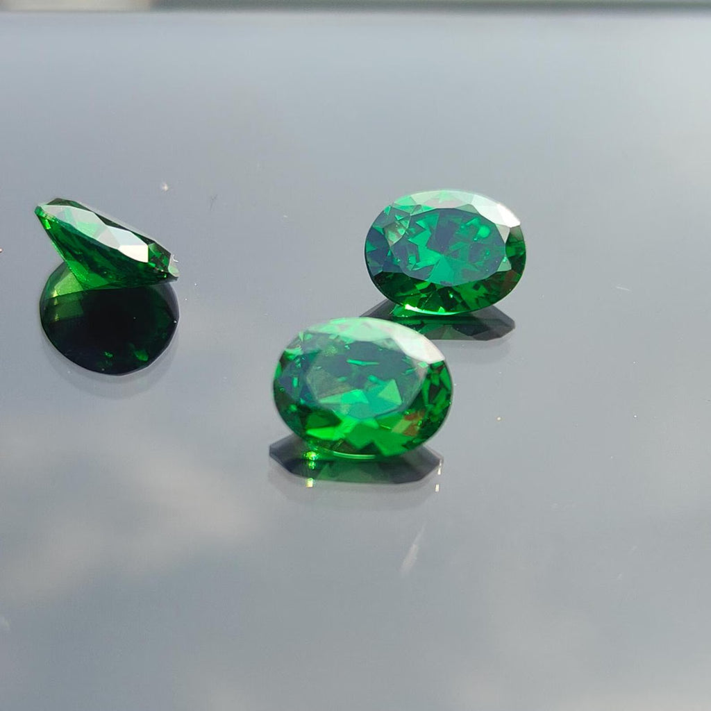 Cubic Zirconia AAA Quality Cubic Zirconia Oval Shape Emerald Green Color CZ Loose Stones (2x4mm - 15x20mm)