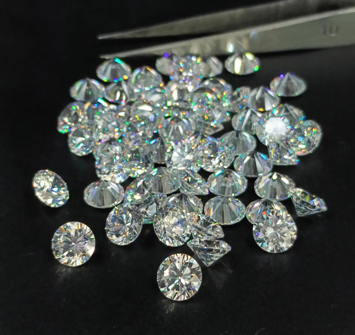 Cubic Zirconia AAA Quality Cubic Zirconia Round shape White-Colors CZ Loose Gemstones (0.5mm - 15mm) zirconia Top Quality Wholesale Lot