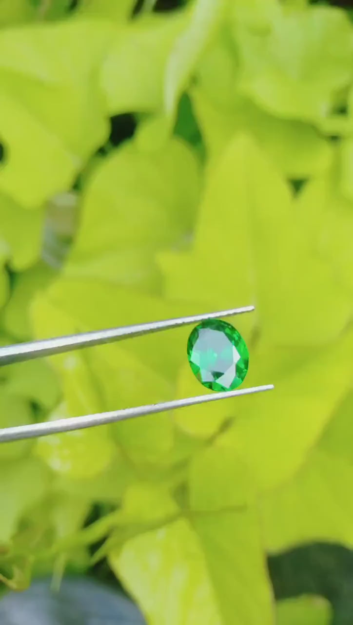 Cubic Zirconia AAA Quality Cubic Zirconia Oval Shape Emerald Green Color CZ Loose Stones (2x4mm - 15x20mm)